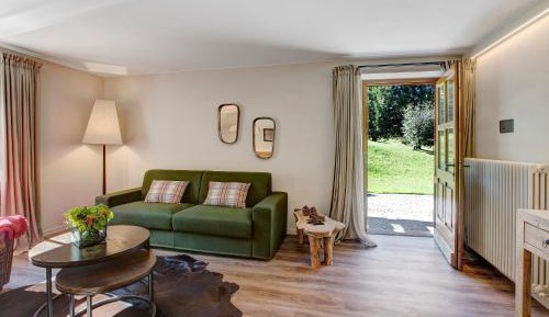 Three-Bedroom Superior Apartment