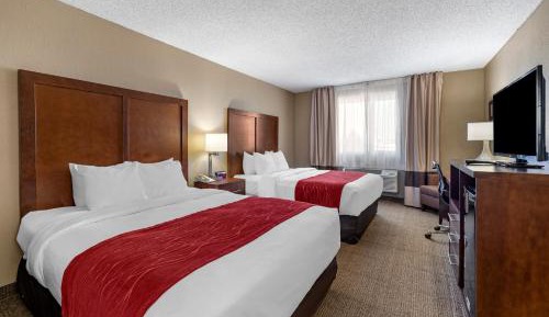 Queen Room with Two Queen Beds - Non-Smoking