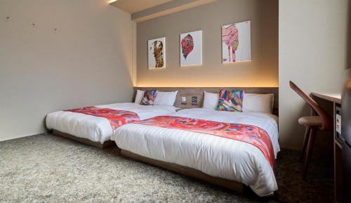 Universal Room