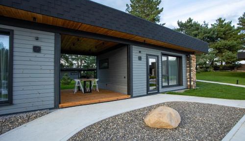 Superior Bungalow