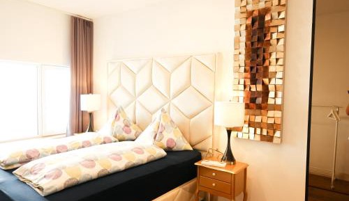 Twin Room with Private Bathroom