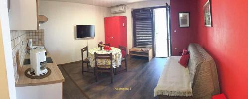 One-Bedroom Apartment with Balcony