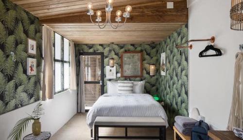 Queen Room with Balcony