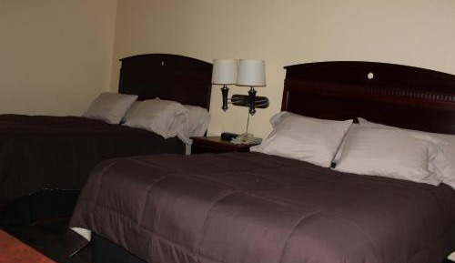 Standard Queen Room