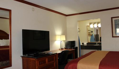 King Room - Non-Smoking