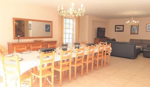 Apartment (15 adults)
