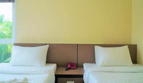 Twin Room with Bathroom