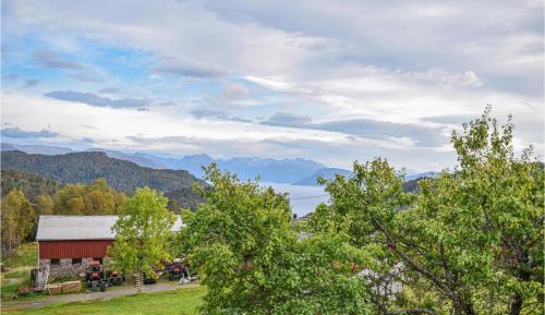 Four-Bedroom Holiday Home