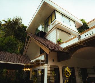 Double Room with Balcony (3 Adults)