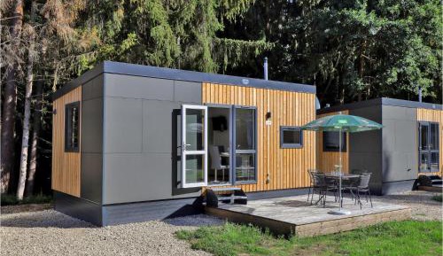 One-Bedroom Holiday Home