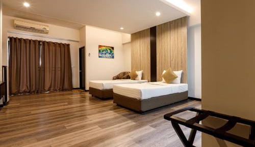 Deluxe Twin Room