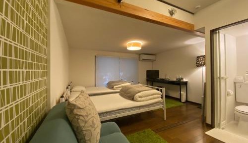 Twin Room with Private Bathroom