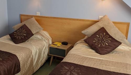 Standard Twin Room
