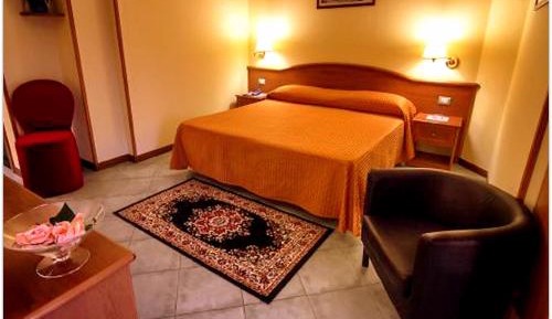 Quintuple Room (5 Adults)