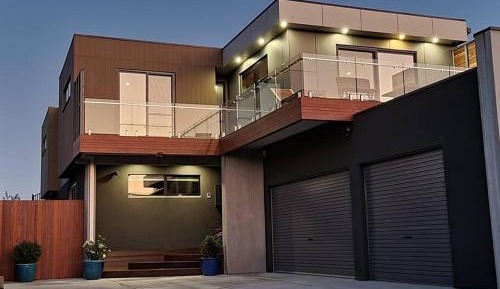 Six-Bedroom House