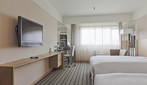 Executive Twin Room with Extra Bed