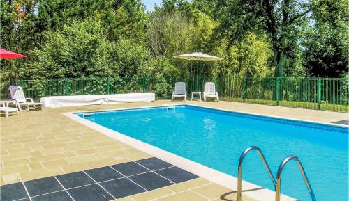 Three-Bedroom Holiday Home 