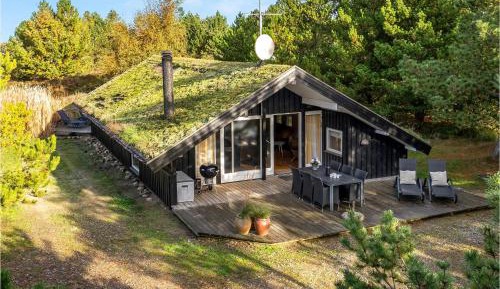 Four-Bedroom Holiday Home