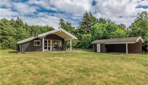 Four-Bedroom Holiday Home
