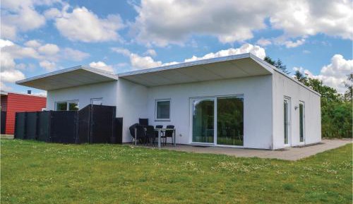 Two-Bedroom Holiday Home