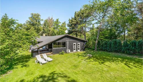 Four-Bedroom Holiday Home