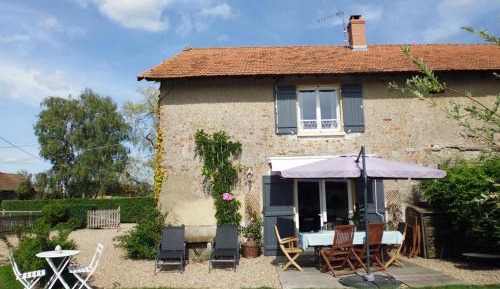 Holiday Home (8 Adults)