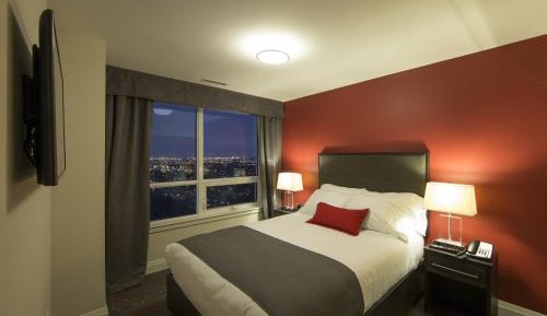 Two-Bedroom Suite with Balcony