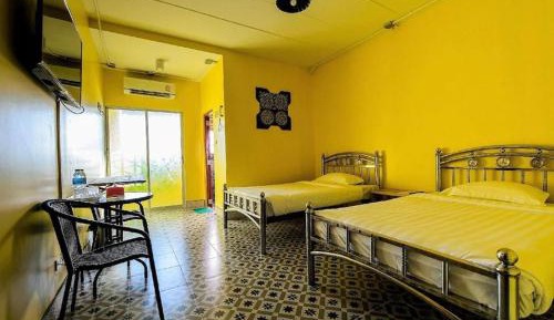 Standard Twin Room