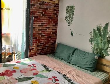 Queen Room with Shared Bathroom