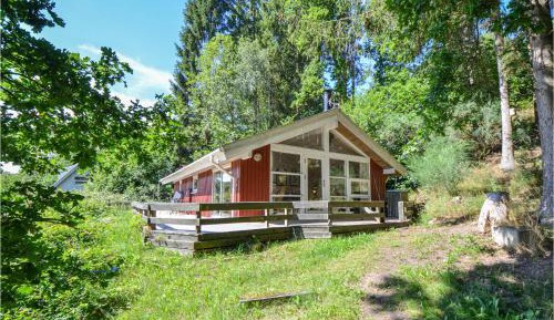 One-Bedroom Holiday Home