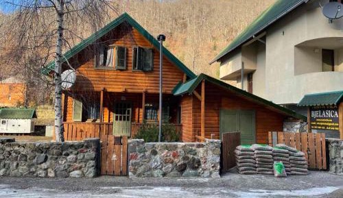Superior Chalet