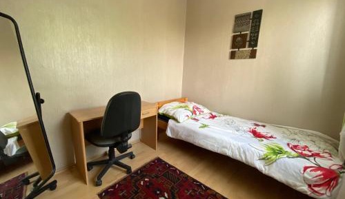 Single Room with Shared Bathroom