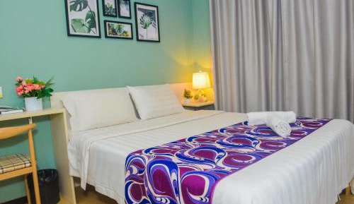Standard Queen Room