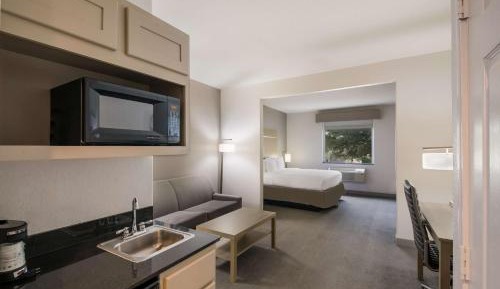 King Room with Sofa Bed