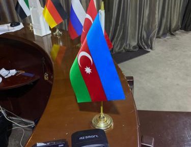 Deluxe One-Bedroom Apartment