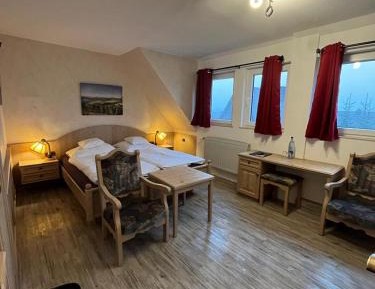 Large Double Room