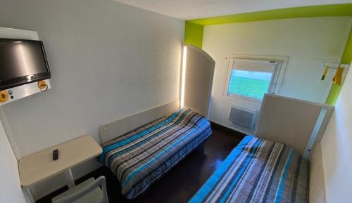 Twin Room with Shared Bathroom