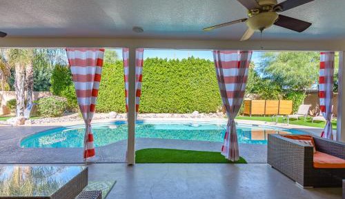 Four-Bedroom Holiday Home
