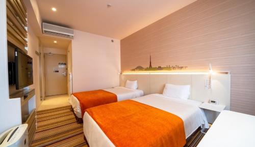 Twin Room - Non-Smoking