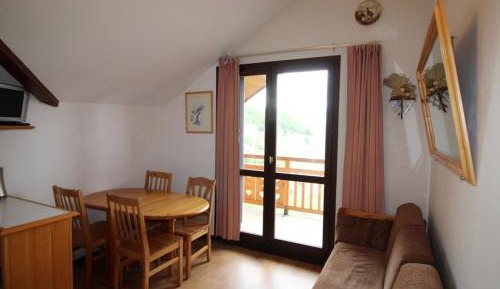 Apartment (4 Adults)