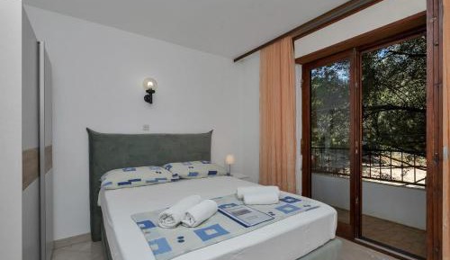 Studio - First Floor