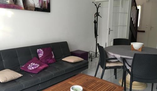 Holiday Home (4 Adults)