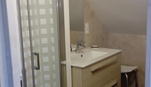 Holiday Home (10 Adults)