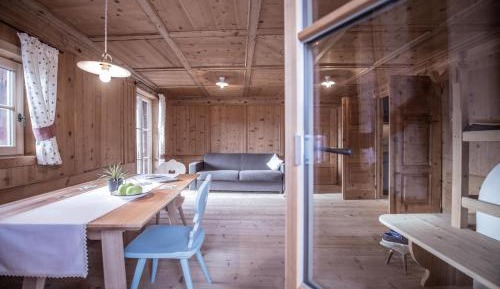 Superior One-Bedroom Apartment with Balcony