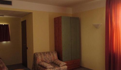 Classic Quadruple Room