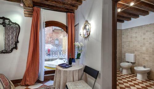 One-Bedroom Apartment - Corte Vecchia 497A