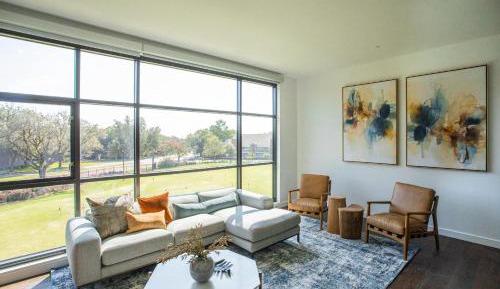 Studio with Balcony