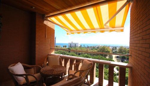 Two-Bedroom Apartment with Sea View