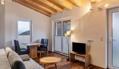 Superior One-Bedroom Apartment with Balcony