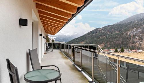 Superior One-Bedroom Apartment with Balcony